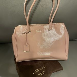 Kate Spade nude patent leather purse